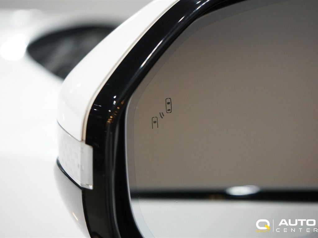 2022 Rivian R1T Adventure Package AWD - 22956973 - 9