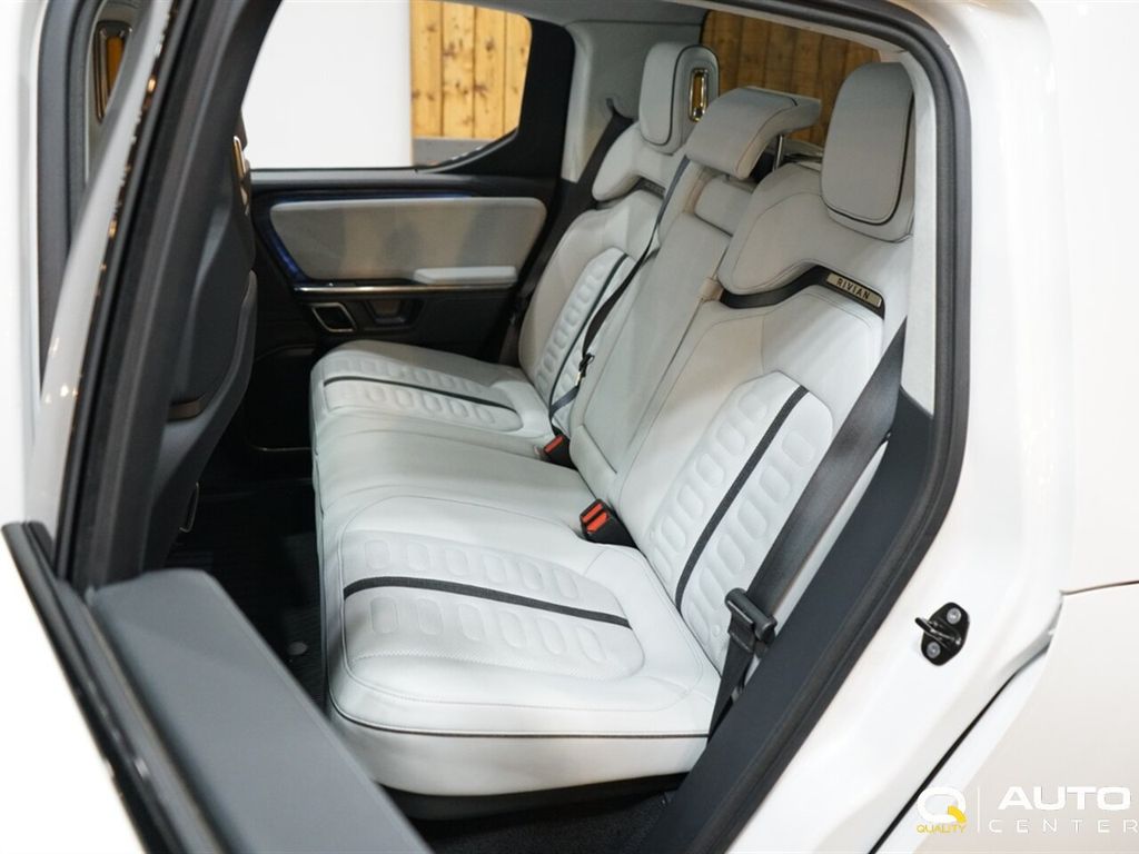 2022 Rivian R1T Adventure Package AWD - 22956973 - 23