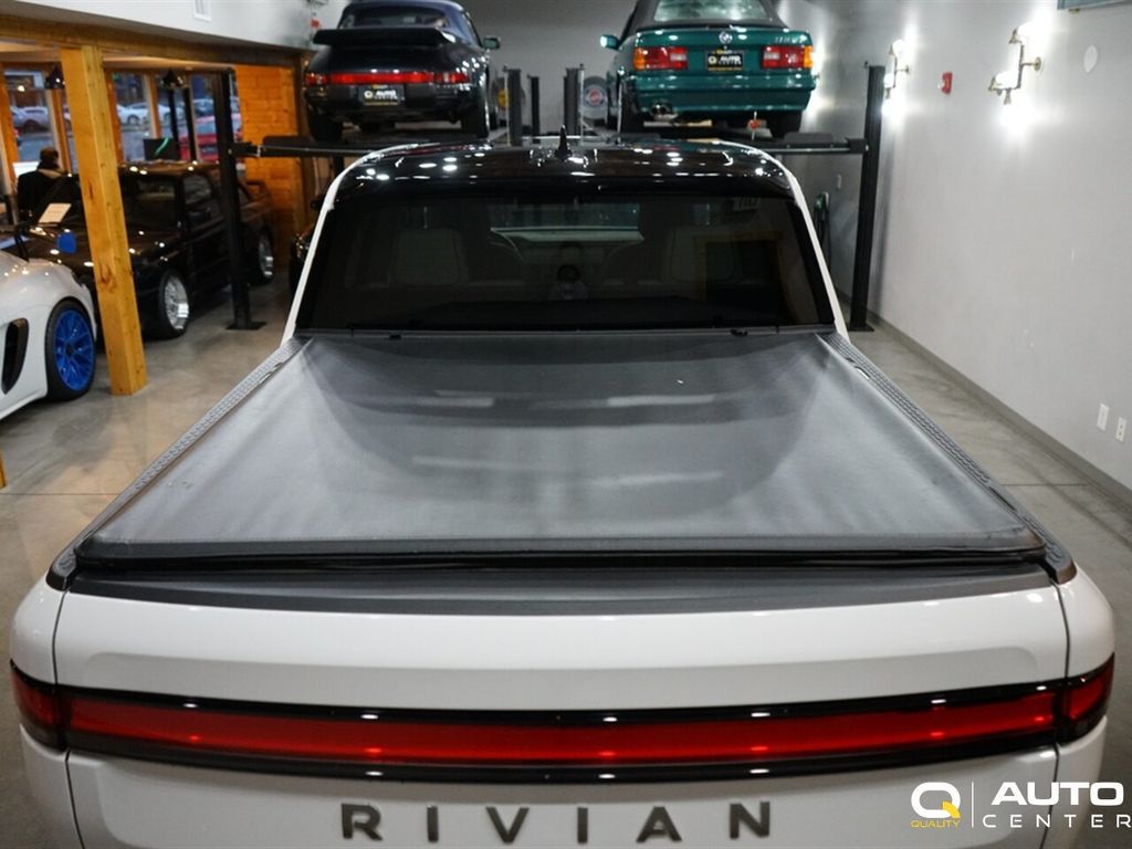 2022 Rivian R1T Adventure Package AWD - 22956973 - 4