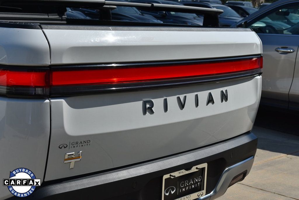 2022 Rivian R1T Adventure photo 15