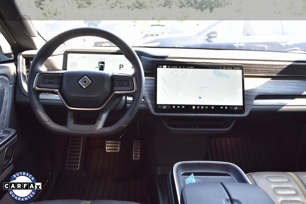 2022 Rivian R1T Adventure photo 18