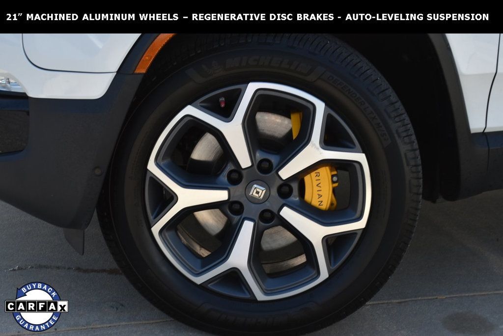 2022 Rivian R1T Adventure photo 3