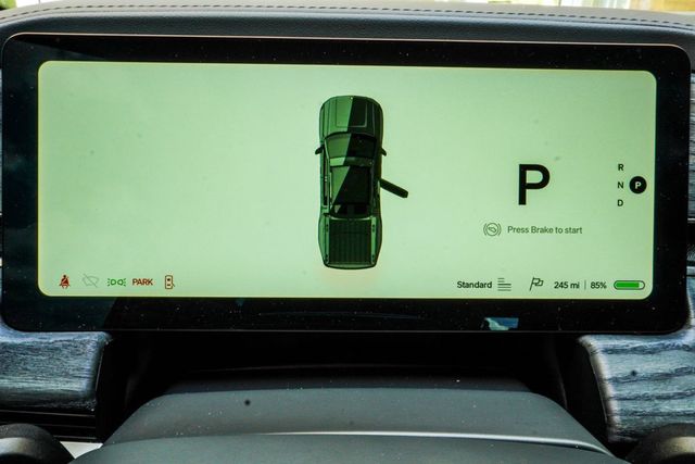 2022 Rivian R1T Adventure Package AWD - 23057451 - 26