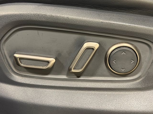 2022 Rivian R1T Adventure Package AWD - 23070600 - 18