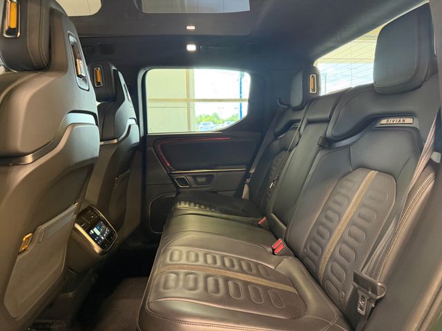2022 Rivian R1T Adventure Package AWD - 23070600 - 19