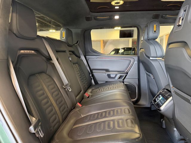 2022 Rivian R1T Adventure Package AWD - 23070600 - 21