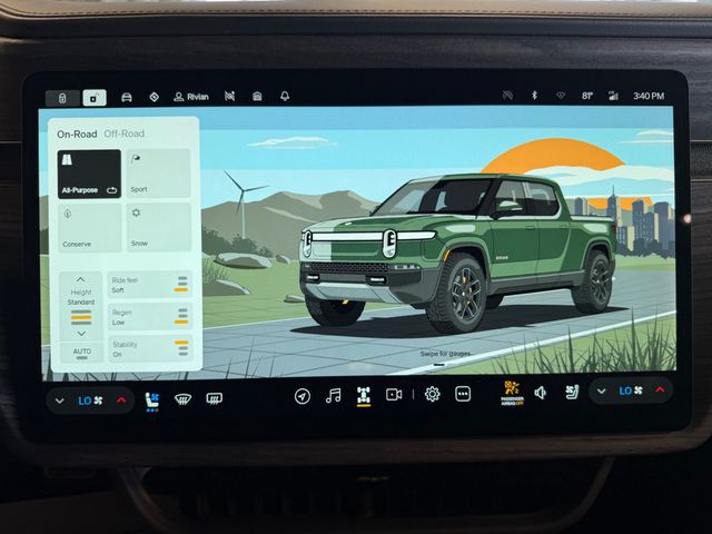 2022 Rivian R1T Adventure Package AWD - 23070600 - 30