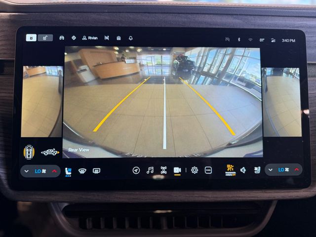 2022 Rivian R1T Adventure Package AWD - 23070600 - 31