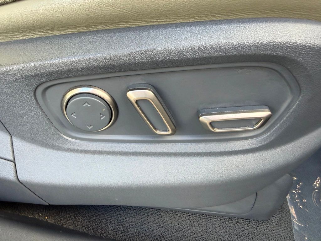 2022 Rivian R1T Adventure Package AWD - 22954185 - 36