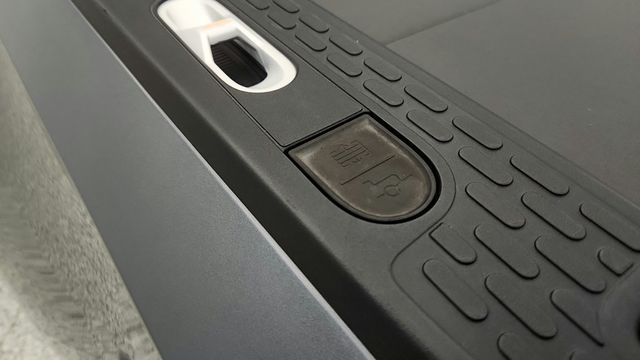 2022 Rivian R1T Adventure Package AWD - 23048544 - 21