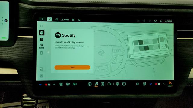 2022 Rivian R1T Adventure Package AWD Quad Motor Drive w/ 20'' All Terrain Wheel - 22966820 - 16