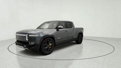 2022 Rivian R1T
