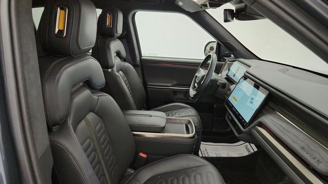 2022 Rivian R1T Adventure Package AWD w/ Large Battery & 22'' Sport Wheels - 23048544 - 24