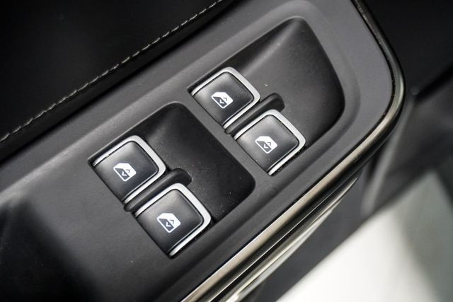 2022 Rivian R1T Launch Edition AWD - 23080358 - 18