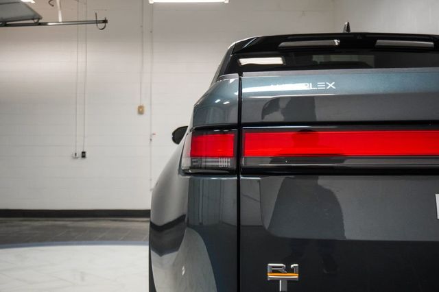 2022 Rivian R1T Launch Edition AWD - 23080358 - 25