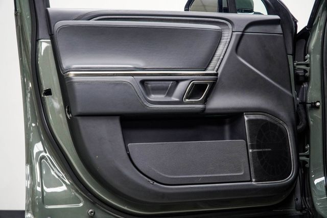 2022 Rivian R1T Launch Edition AWD - 23000140 - 38
