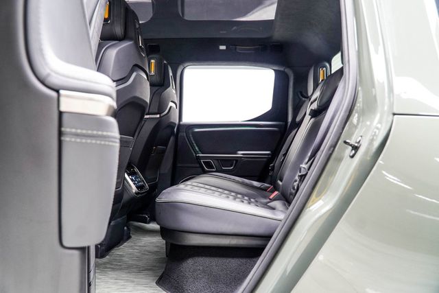 2022 Rivian R1T Launch Edition AWD - 23000140 - 44
