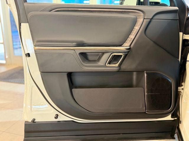 2022 Rivian R1T Launch Edition AWD - 22981010 - 17