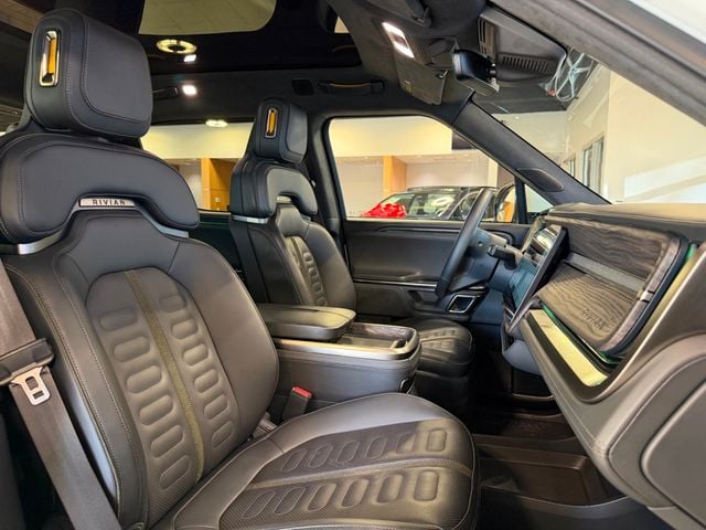 2022 Rivian R1T Launch Edition AWD - 22981010 - 24