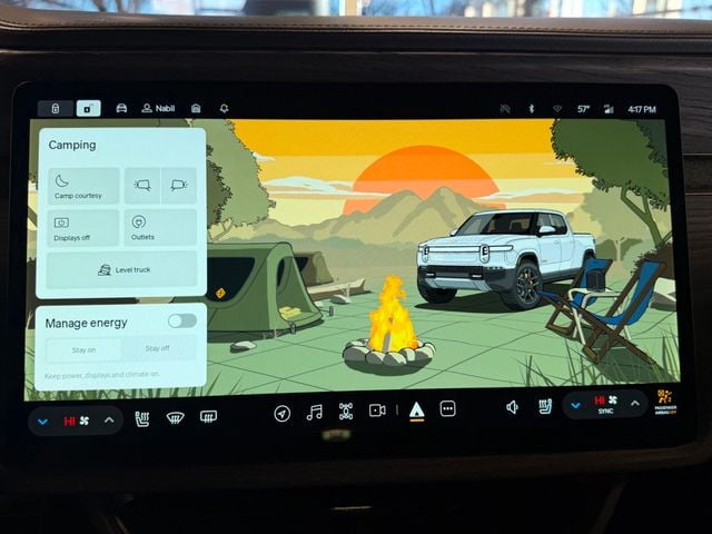 2022 Rivian R1T Launch Edition AWD - 22981010 - 42