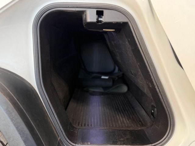 2022 Rivian R1T Launch Edition AWD - 22981010 - 55