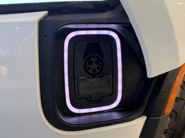 2022 Rivian R1T Launch Edition AWD - 22981010 - 57