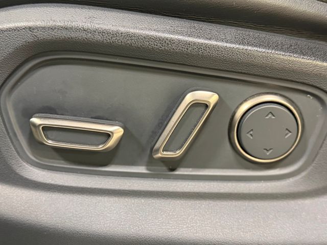 2022 Rivian R1T Launch Edition AWD - 23002333 - 18