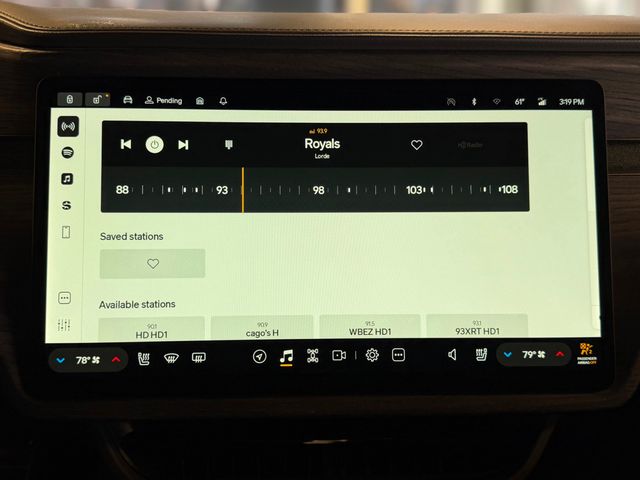 2022 Rivian R1T Launch Edition AWD - 23002333 - 30