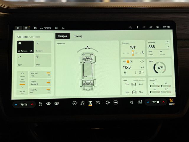 2022 Rivian R1T Launch Edition AWD - 23002333 - 31