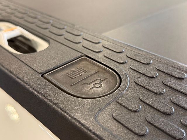 2022 Rivian R1T Launch Edition AWD - 23002333 - 45