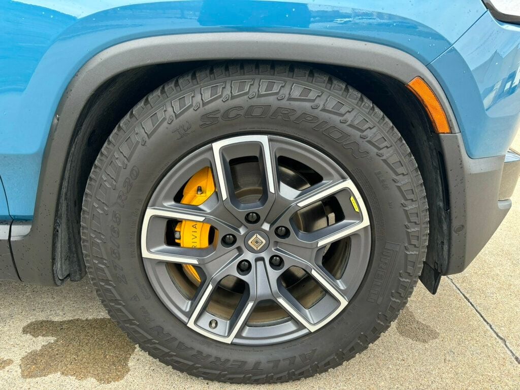 2022 Rivian R1T Launch Edition AWD - 22785127 - 32