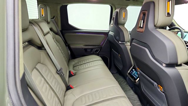 2022 Rivian R1T Launch Edition AWD w/ Forest Edge Vegan Leather Trim - 23084960 - 23