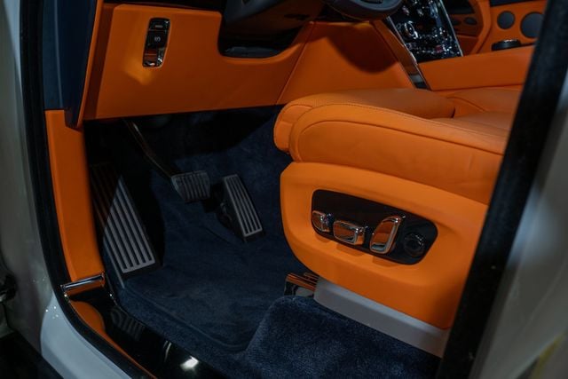 2022 Rolls-Royce Cullinan Sport Utility - 22942031 - 16