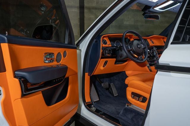 2022 Rolls-Royce Cullinan Sport Utility - 22942031 - 27