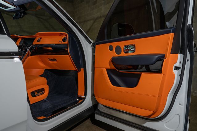 2022 Rolls-Royce Cullinan Sport Utility - 22942031 - 29