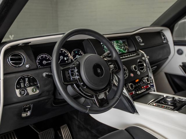 2022 Rolls-Royce Cullinan Sport Utility - 23006104 - 22