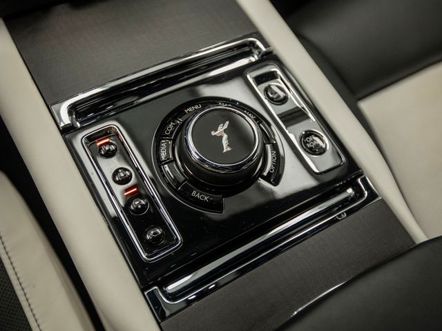 2022 Rolls-Royce Cullinan Sport Utility - 23006104 - 28