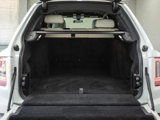 2022 Rolls-Royce Cullinan Sport Utility - 23006104 - 46