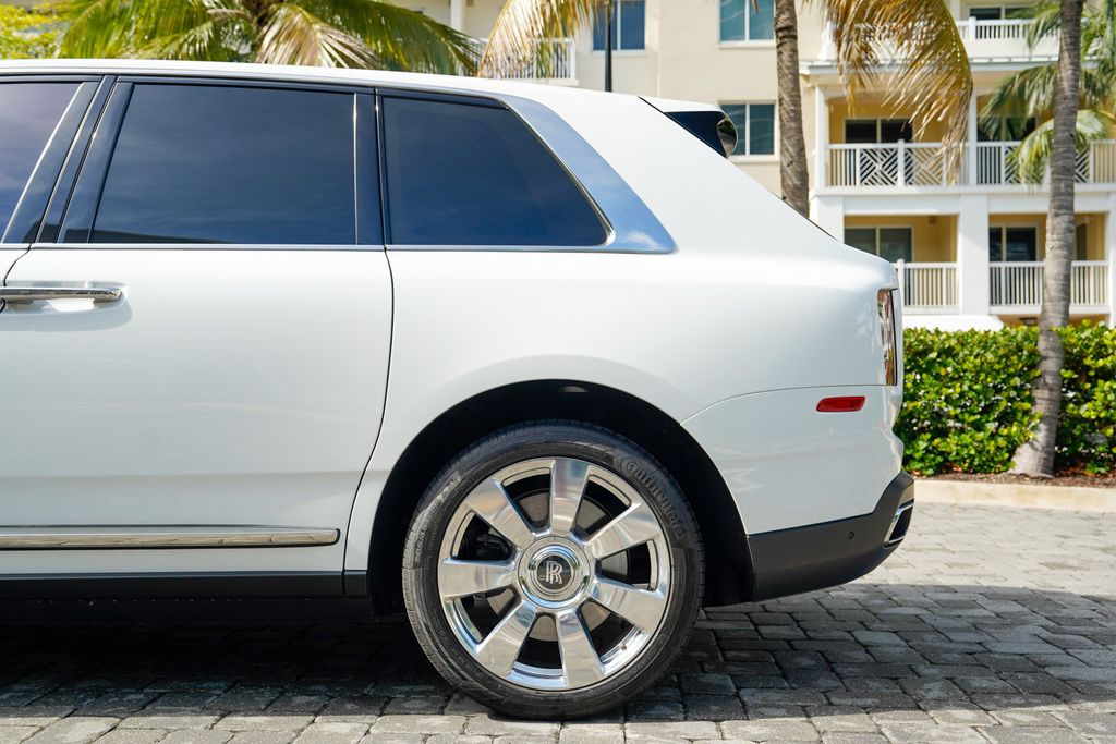 2022 Rolls-Royce Cullinan Sport Utility - 23074070 - 16