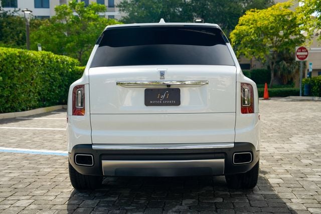 2022 Rolls-Royce Cullinan Sport Utility - 23074070 - 24