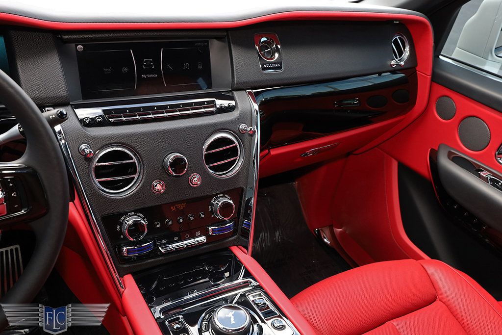 2022 Rolls-Royce Cullinan Sport Utility - 22939850 - 31