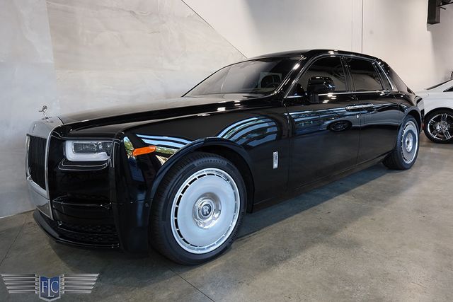 2022 Rolls-Royce Phantom Sedan - 23002313 - 10
