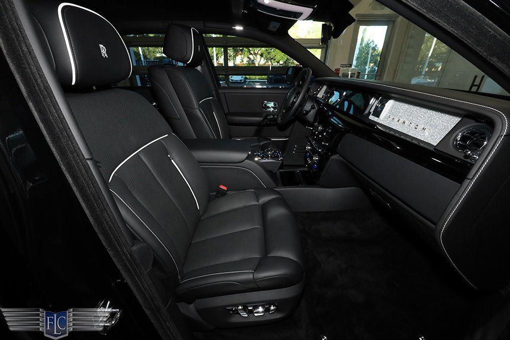 2022 Rolls-Royce Phantom Sedan - 23002313 - 15