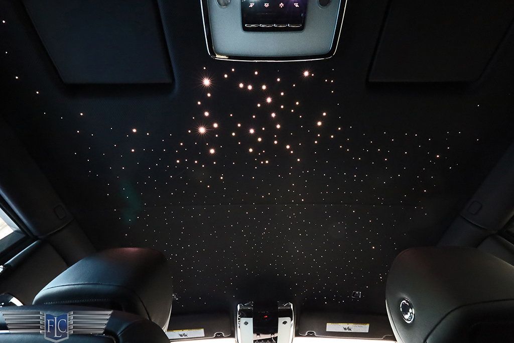 2022 Rolls-Royce Phantom Sedan - 23002313 - 33