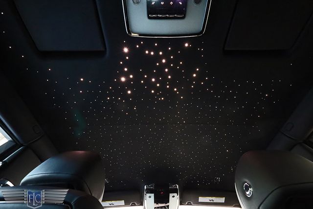 2022 Rolls-Royce Phantom Sedan - 23002313 - 33