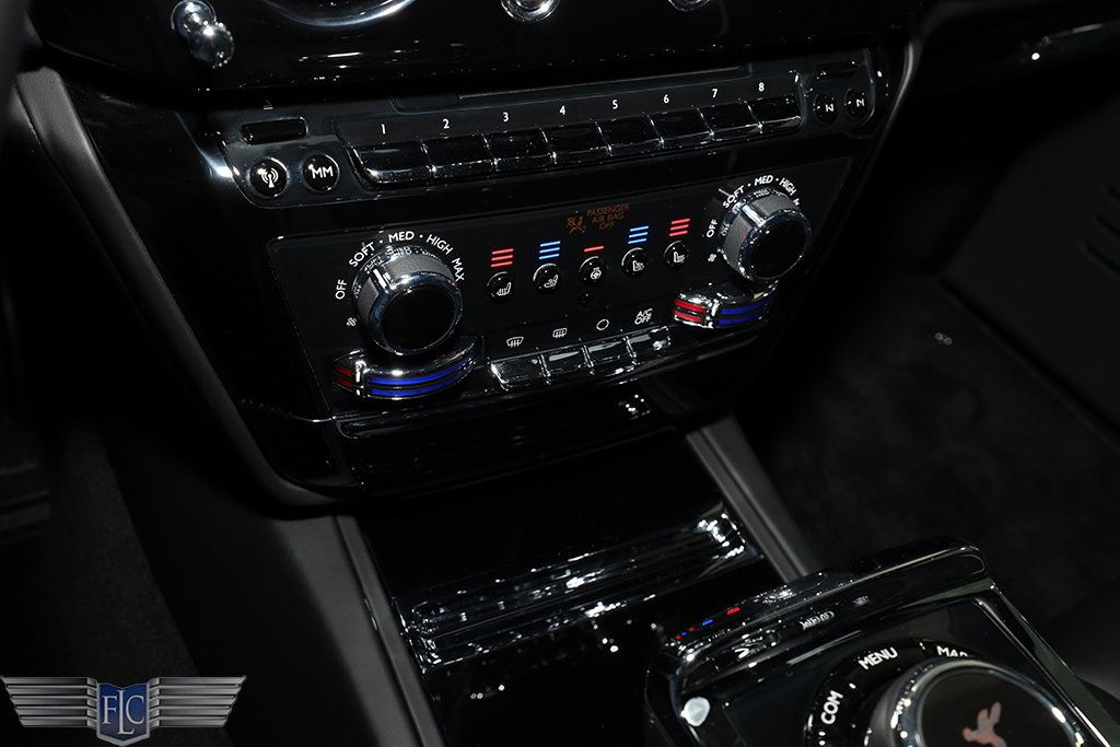 2022 Rolls-Royce Phantom Sedan - 23002313 - 37