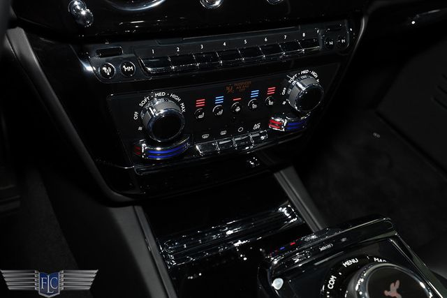 2022 Rolls-Royce Phantom Sedan - 23002313 - 37