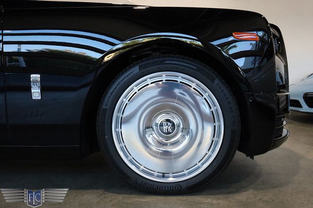 2022 Rolls-Royce Phantom Sedan - 23002313 - 47