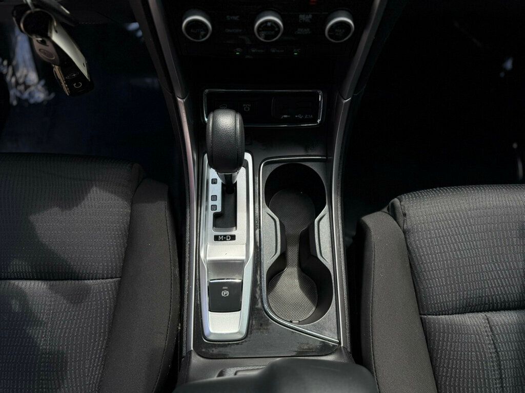 2022 Subaru Ascent Base photo 16