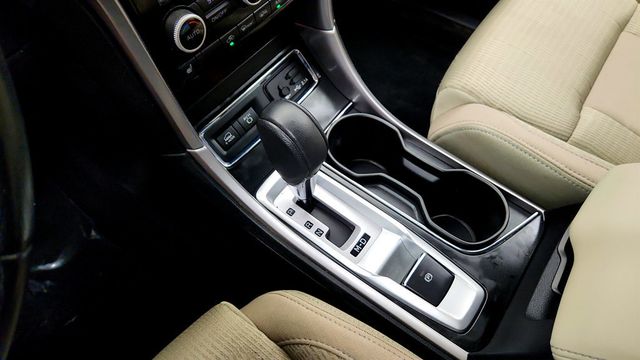 2022 Subaru Ascent Premium 7-Passenger w/ Convenience Package & Wireless Charger - 23037754 - 15